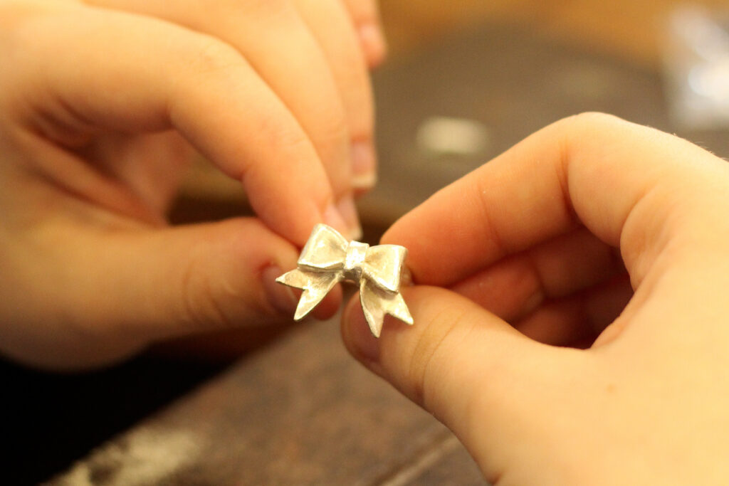 The Learning Connexion Art School Creative Arts Jewellery Course 4